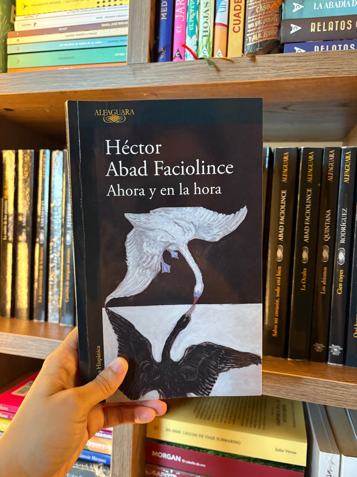 Libros: Ahora y en la&nbsp;hora